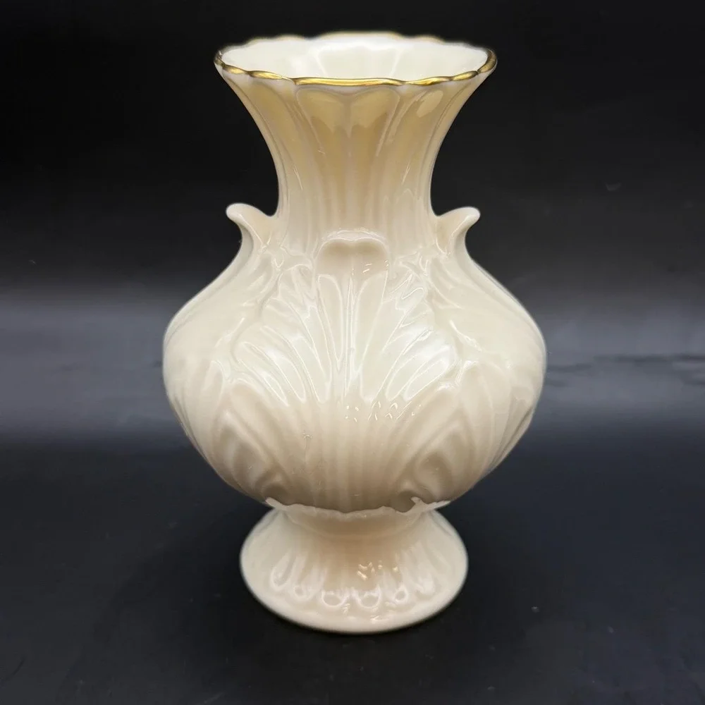 Vtg Lenox 2pc Mixed Lot Ivory Cream 24K Gold Bud Vase Grape Harvest Mini Pitcher